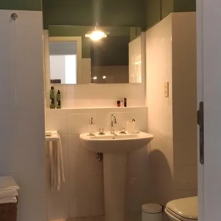 Vista Tra I Tetti Ed Il Mare Apartamento
