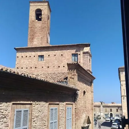 Vista Tra I Tetti Ed Il Mare Apartamento